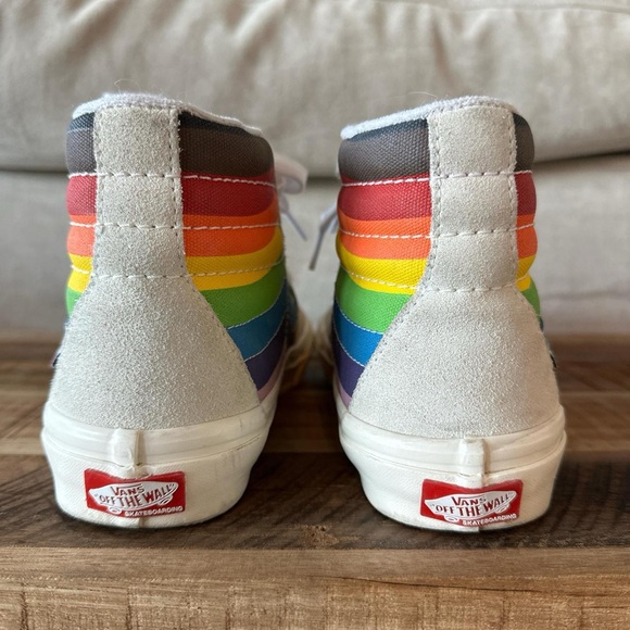 Vans Sk8-Hi High Top Rainbow Pride Skater Sneakers, Size 7W / 5.5M - Picture 3 of 5